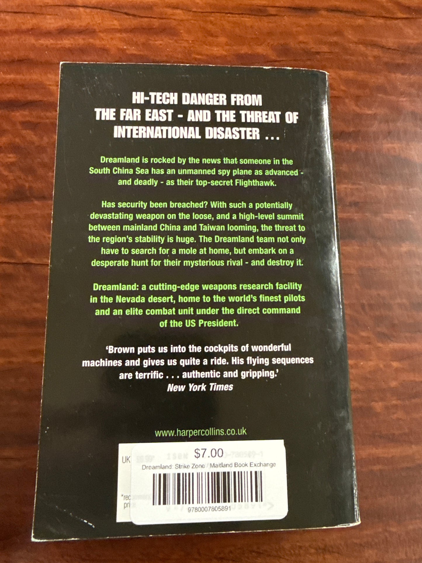 Dale Brown Dreamland: Strike Zone back cover