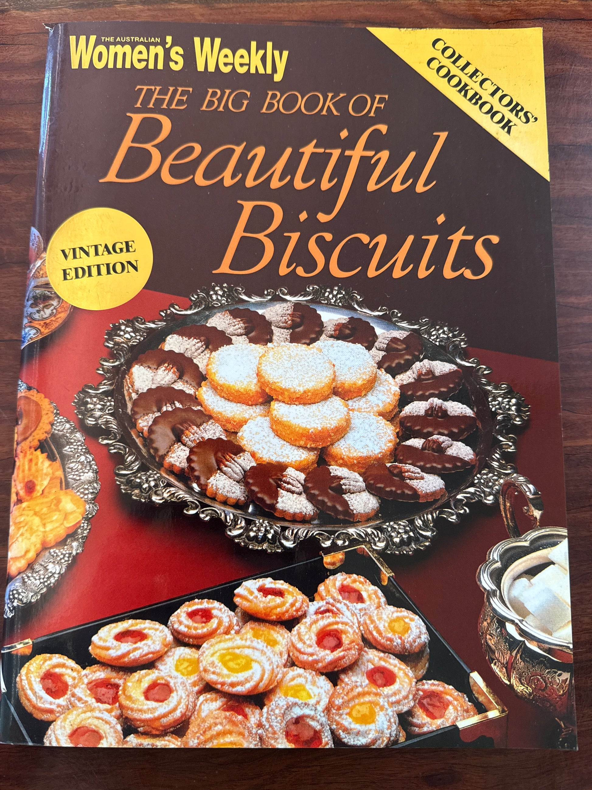 Australian Women's Weekly: Big Book of Beautiful Biscuits