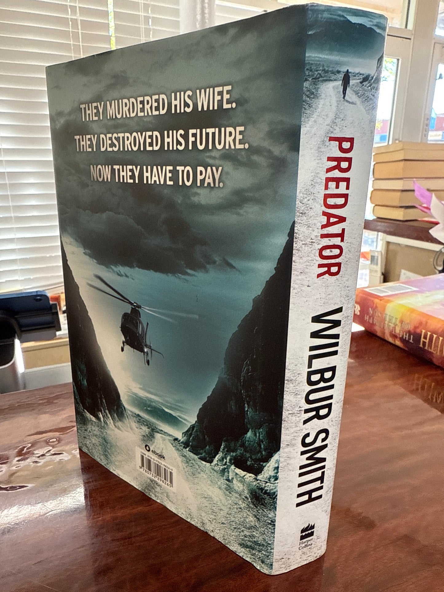 Predator (Hector Cross #3) (Hardcover)