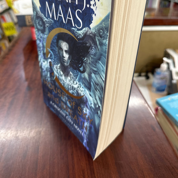 House of Sky and Breath (Crescent City #2)