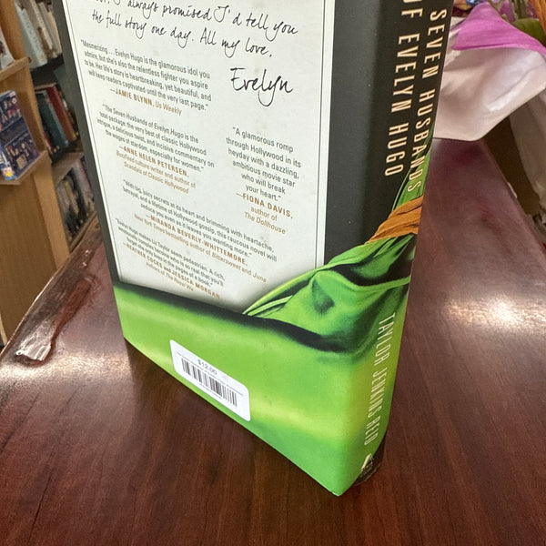 The Seven Husbands of Evelyn Hugo (Hardcover)