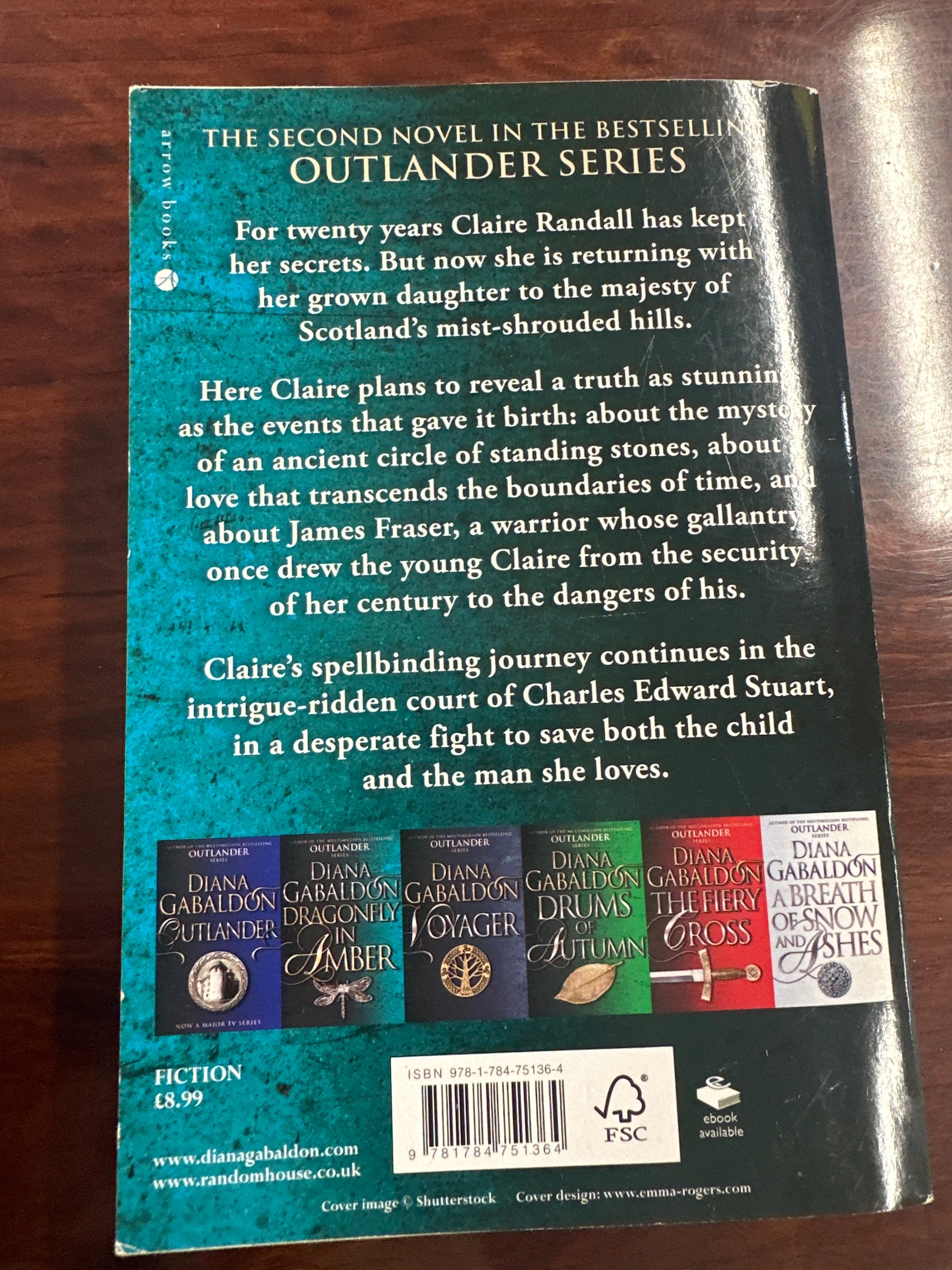 Dragonfly In Amber (Outlander 2)