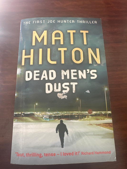 Dead Men's Dust (Joe Hunter)