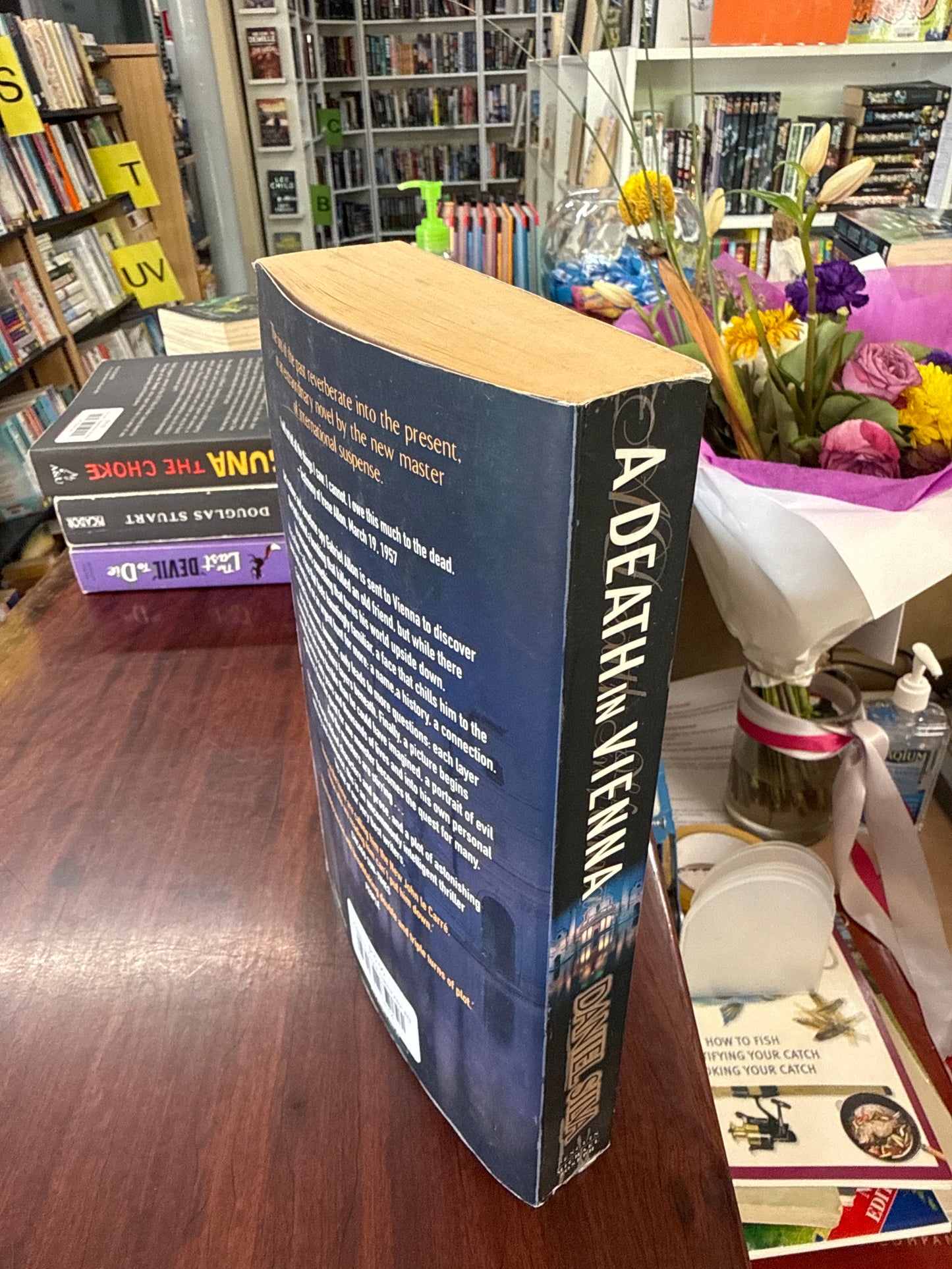 A Death In Vienna (Gabriel Allon #4)