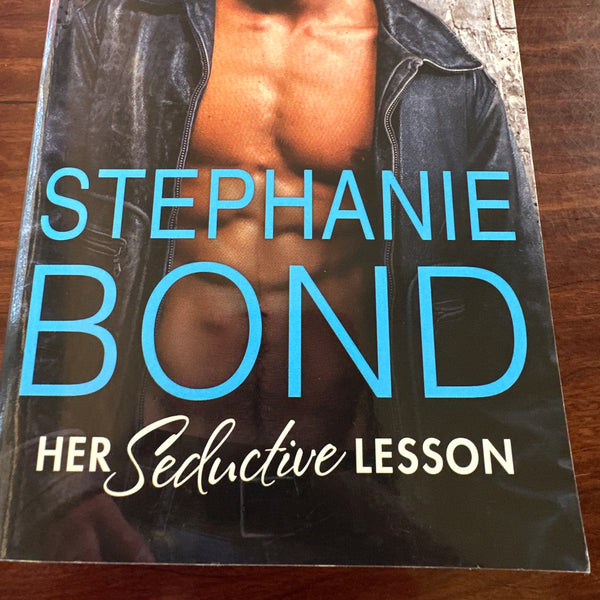 Stephanie Bond Her Seductive Lesson (3 Reads in 1) front cover