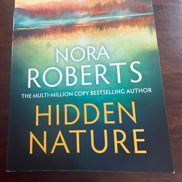 Nora Roberts Hidden Nature front cover image