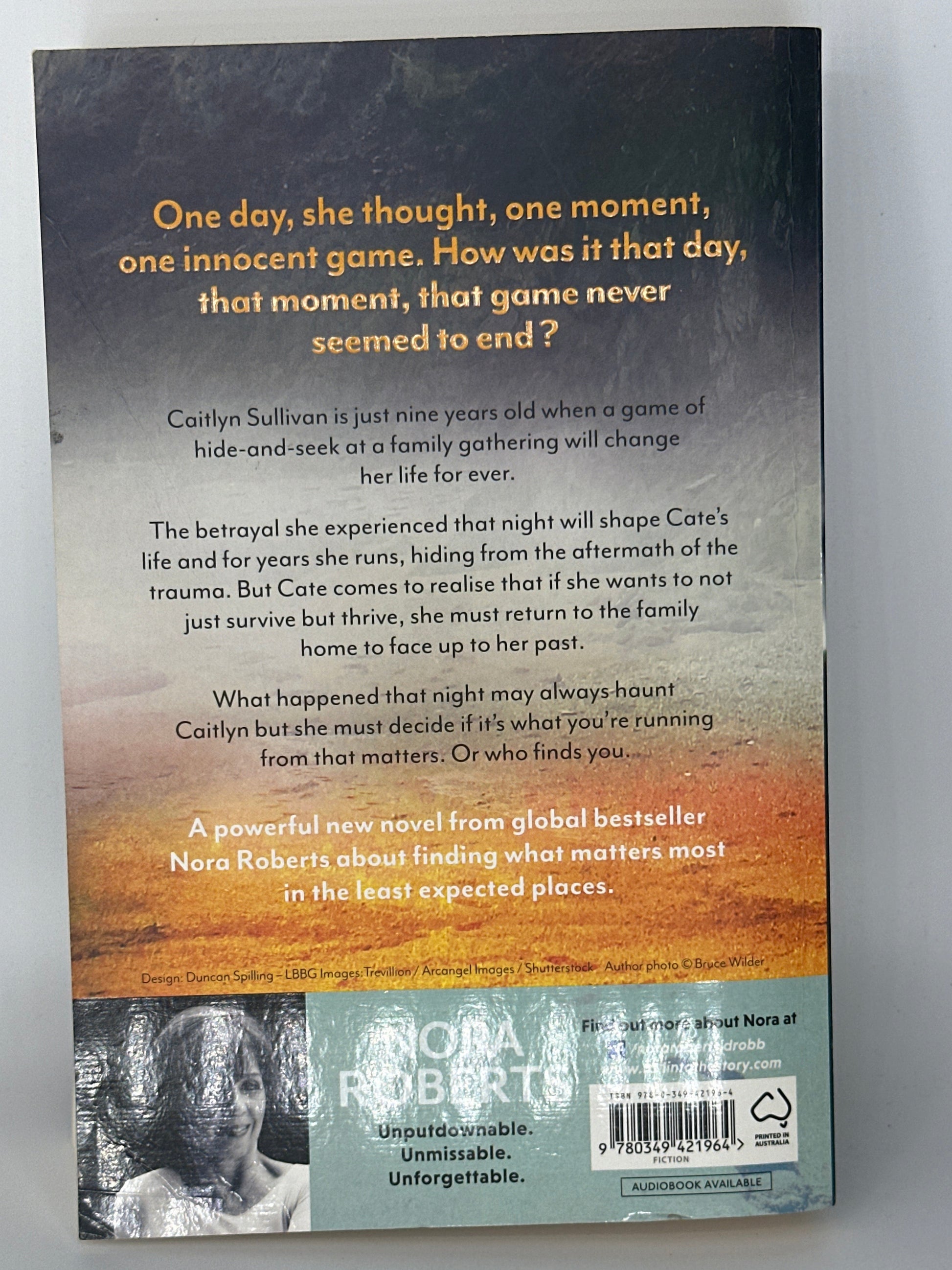 Nora Roberts Hideaway back cover used books