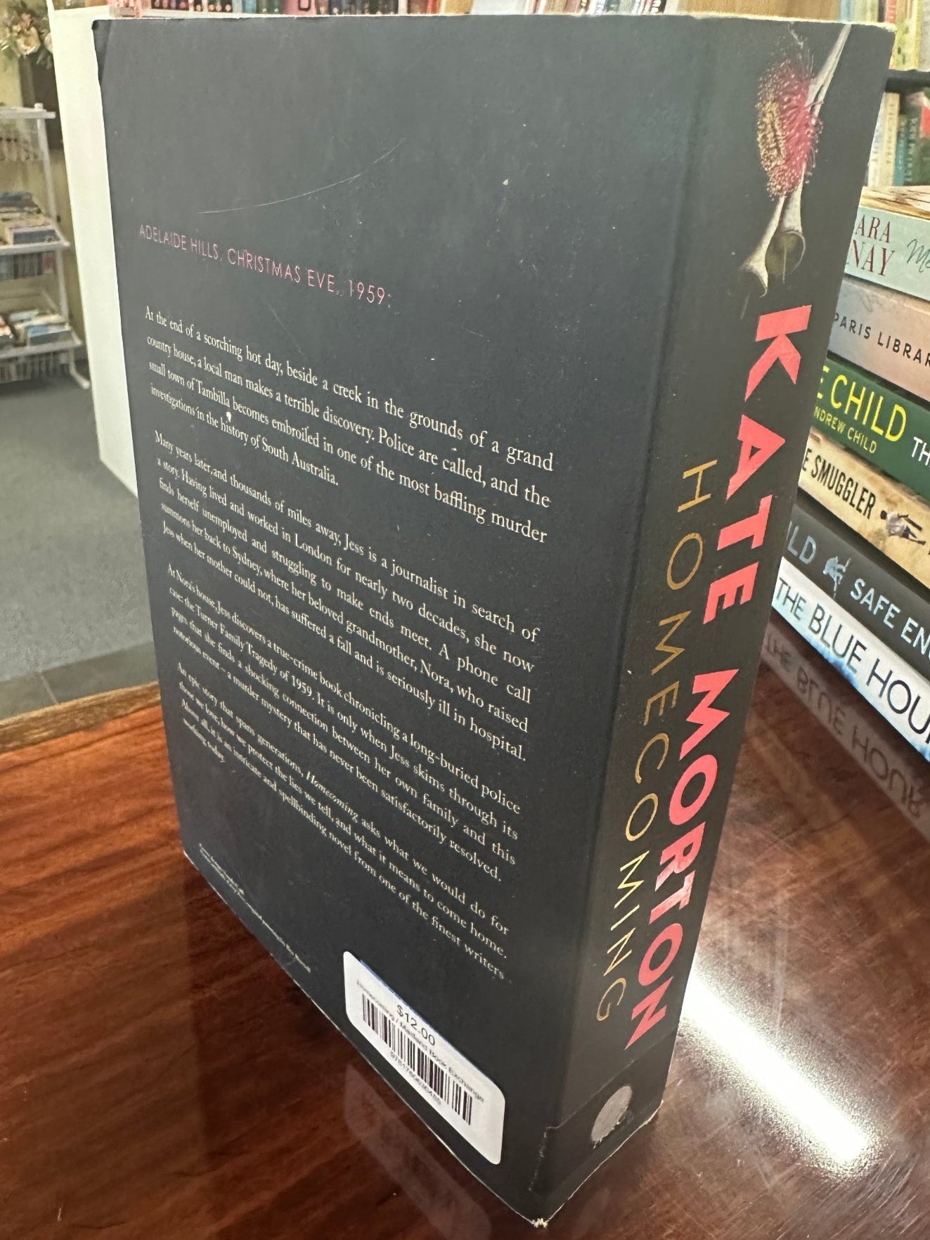 Kate Morton Homecoming back cover