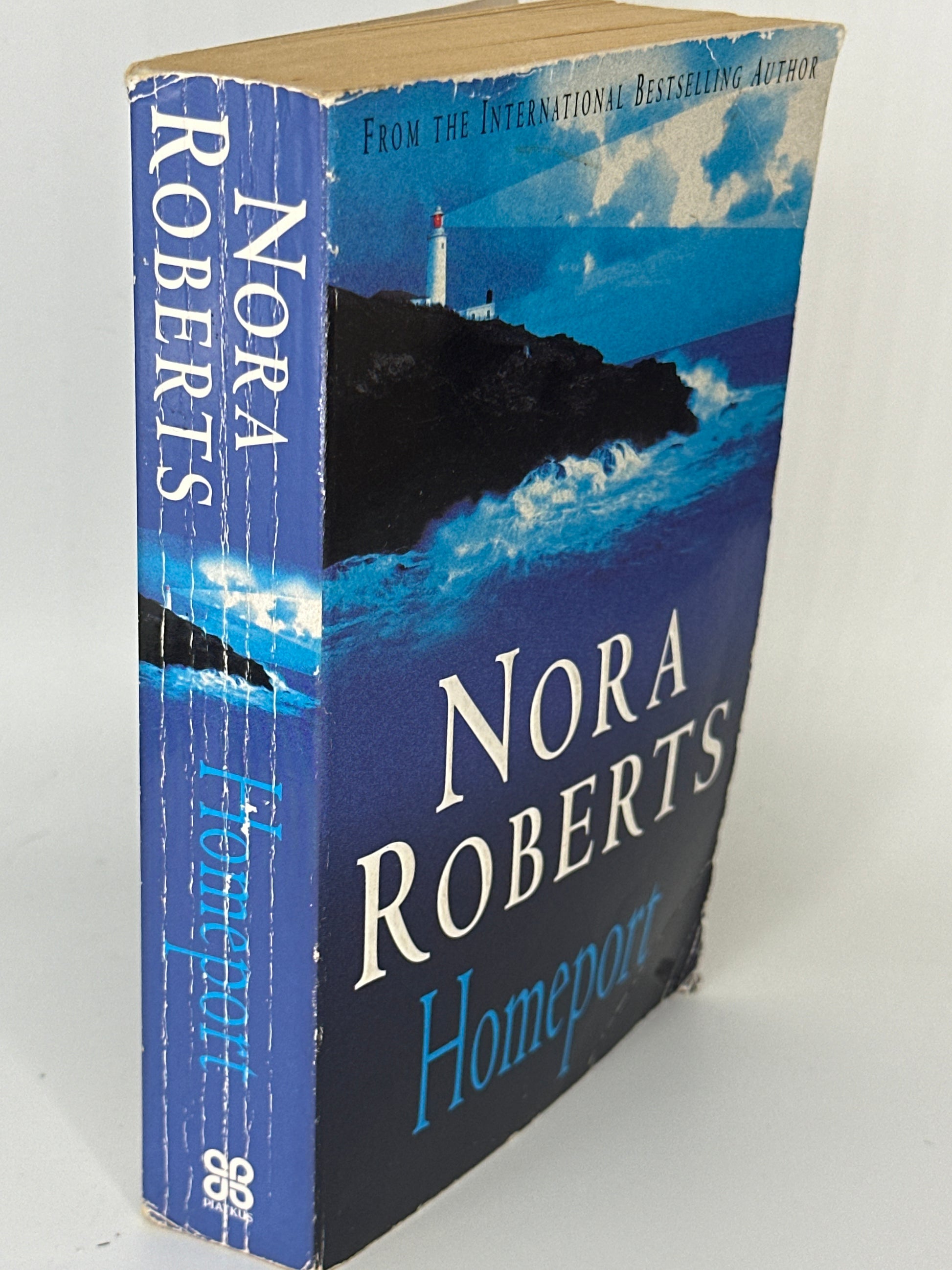 Nora Roberts Homeport spine used books