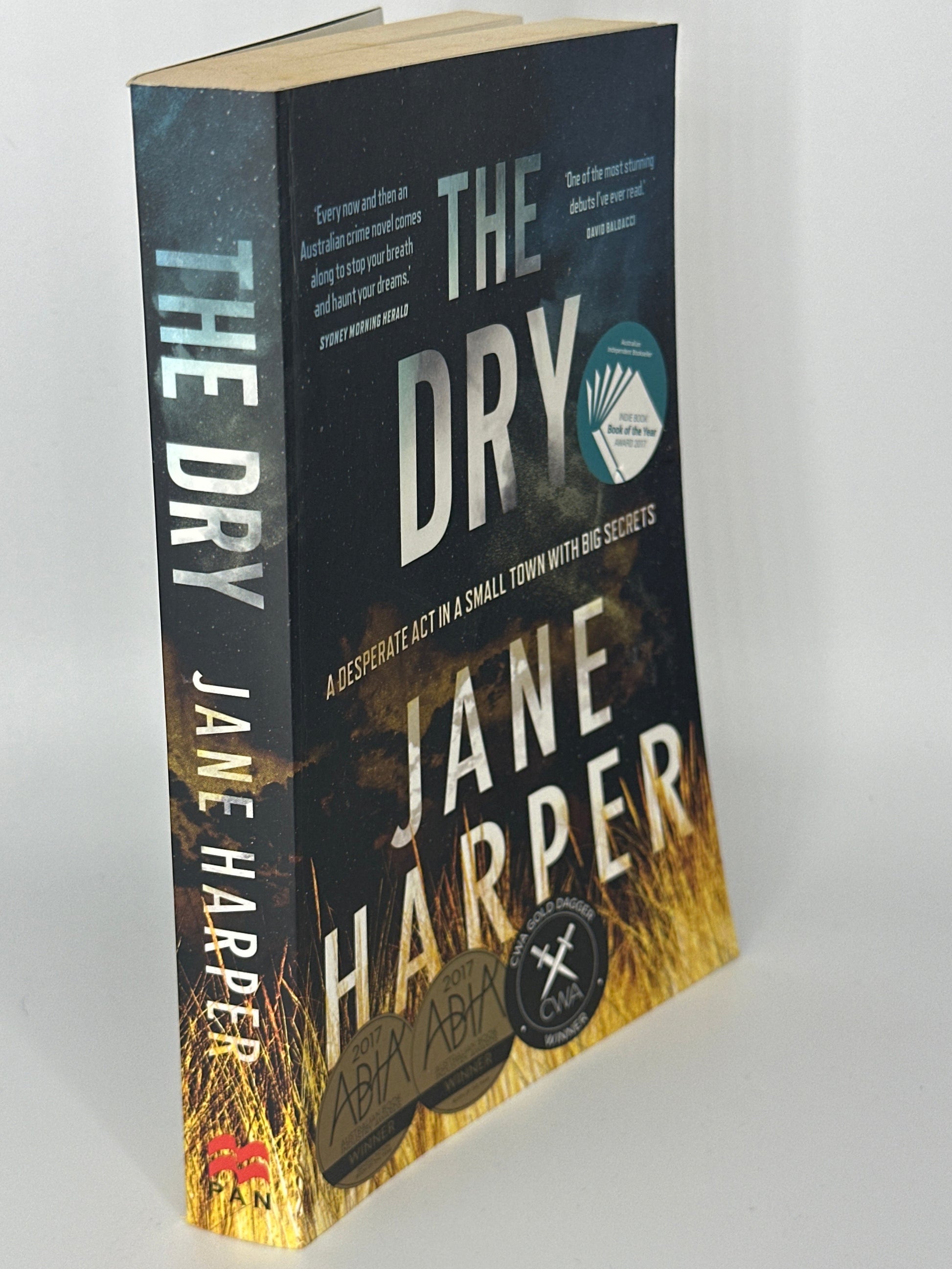 Jane Harper The Dry actual spine used books