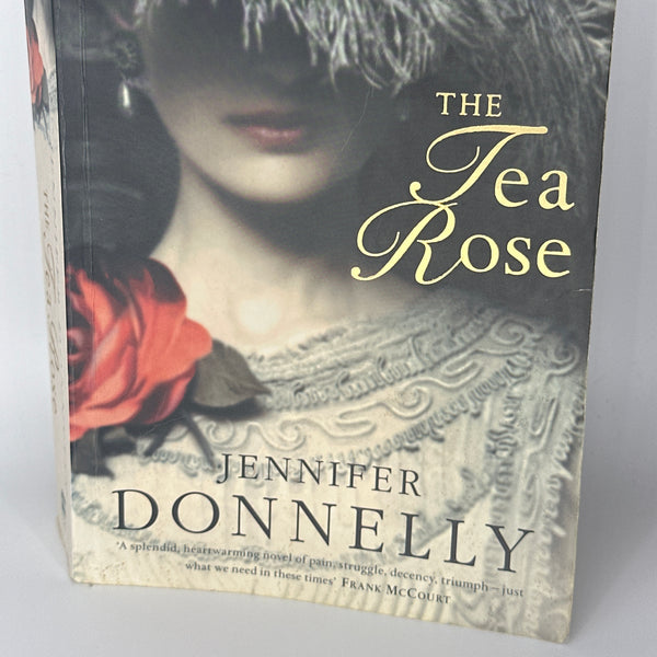 Jennifer Donnelly The Tea Rose actual front cover used books