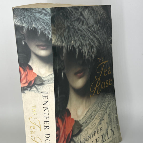 Jennifer Donnelly The Tea Rose actual spine used books