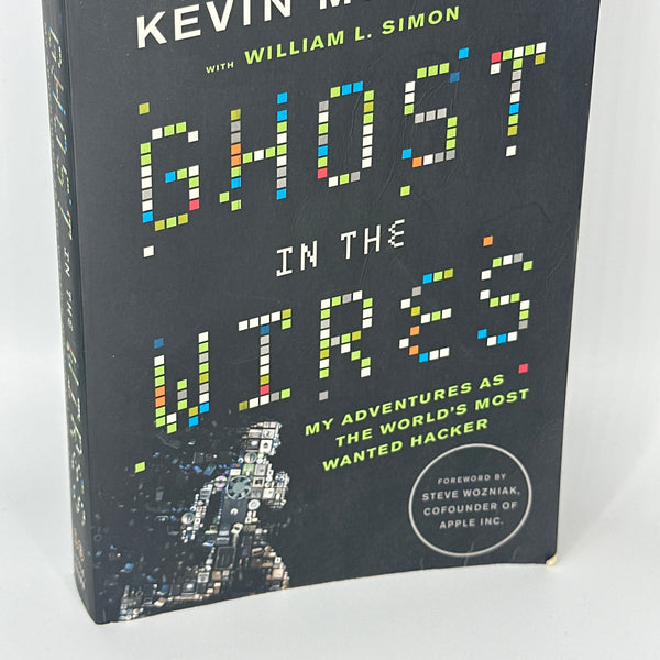 Kevin Mitnick Ghost in the Wires actual front cover used books