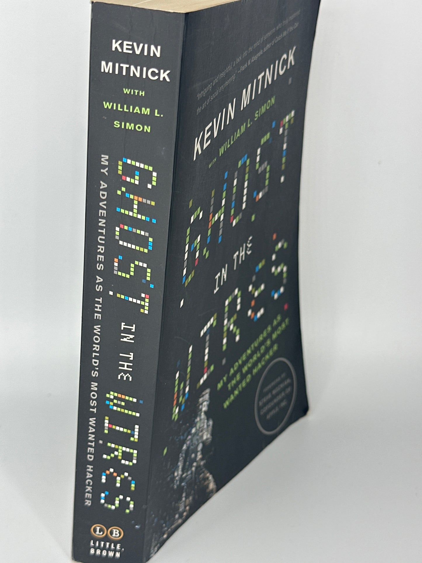 Kevin Mitnick Ghost in the Wires actual spine used books
