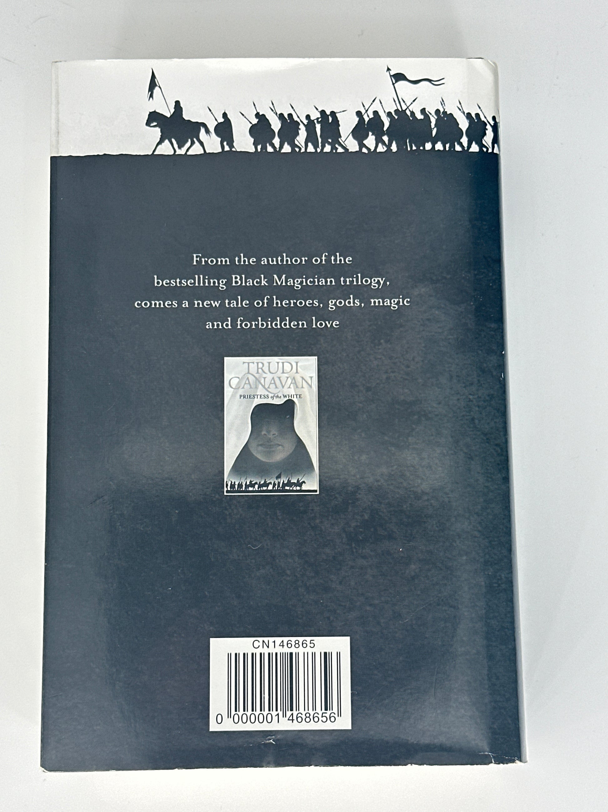 Trudi Canavan Last of the Wilds front cover image
