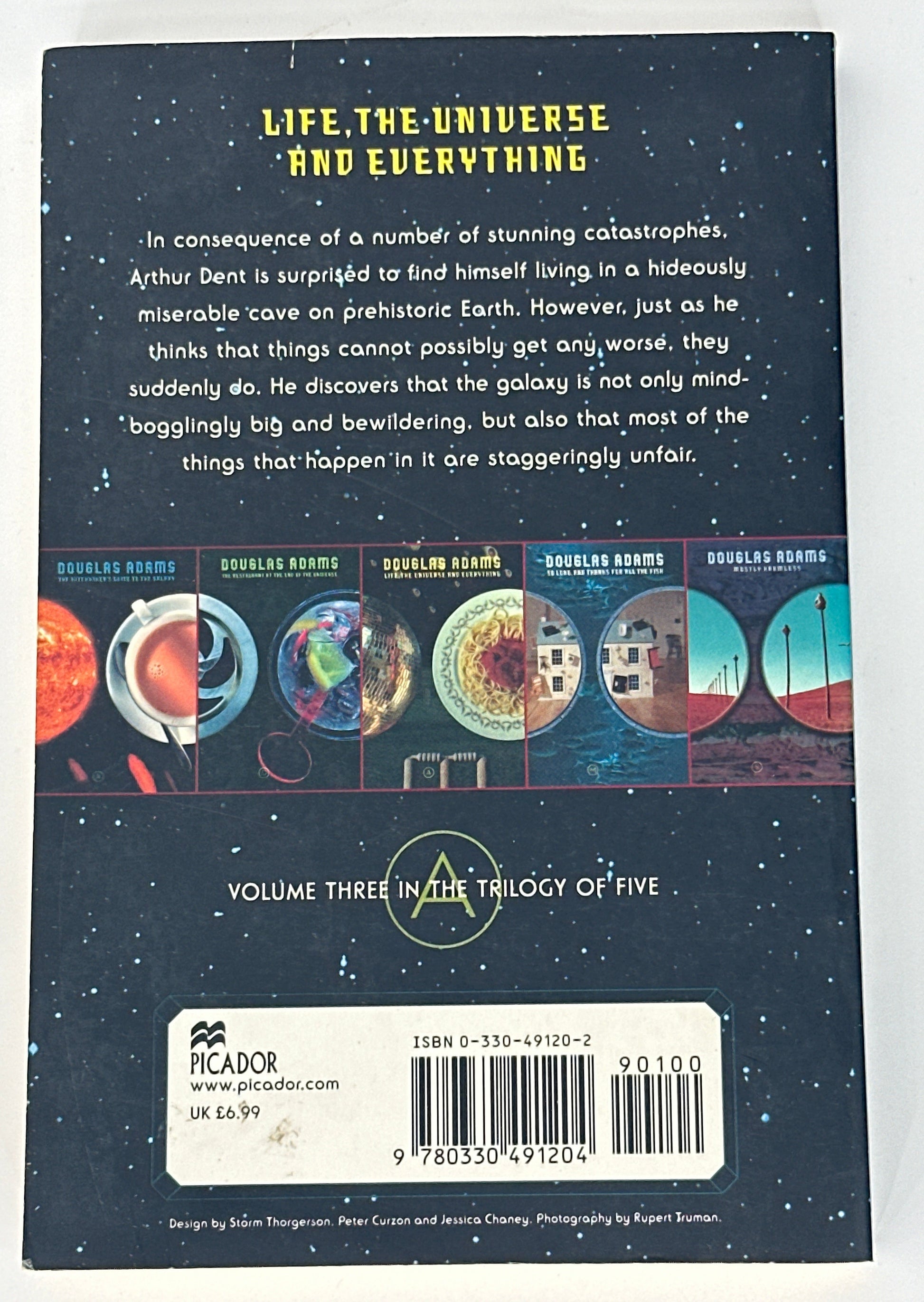 Douglas Adams Life, the Universe and Everything back cover image 2