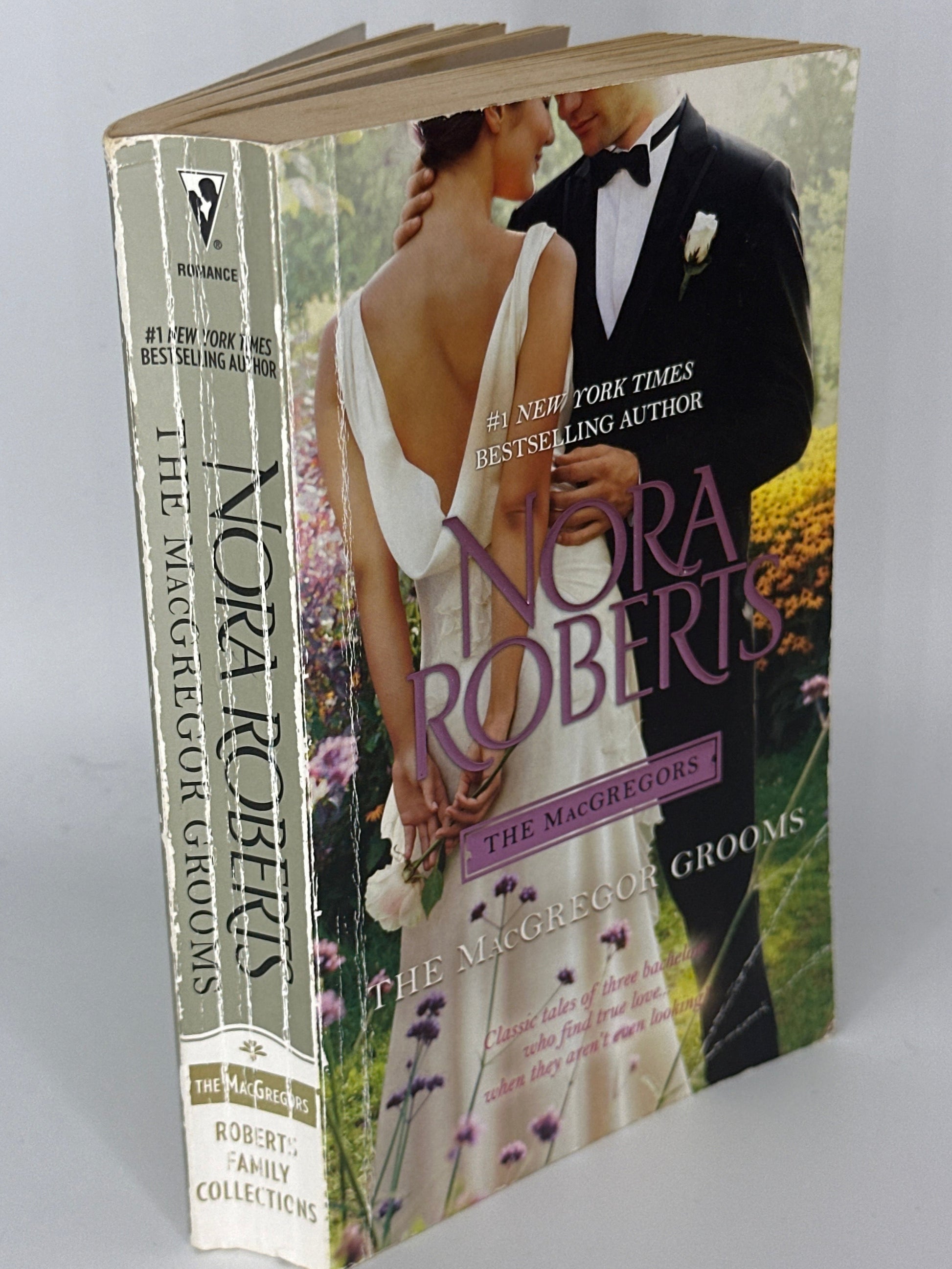 Nora Roberts The MacGregor Grooms  spine used books