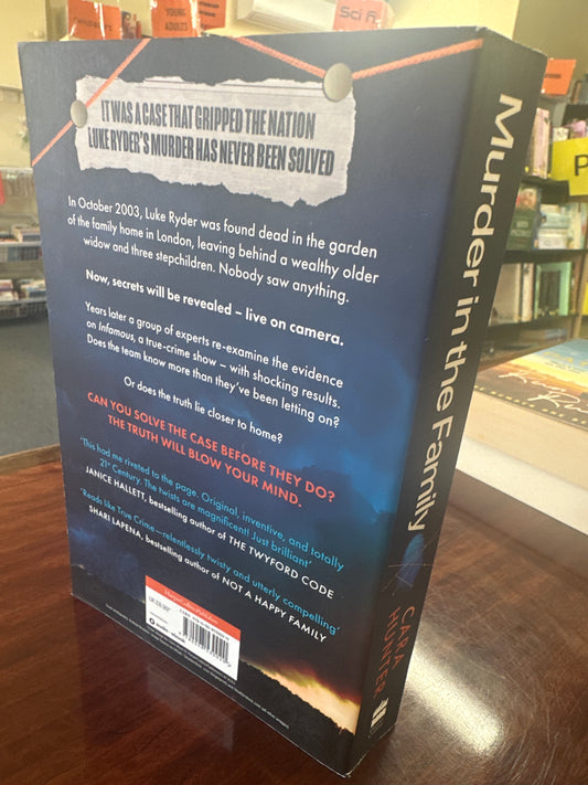 Cara Hunter Murder in the Family back cover