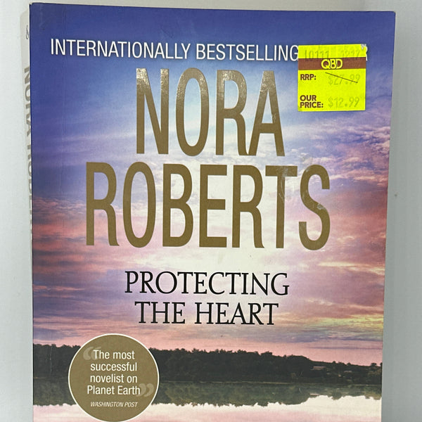 Nora Roberts Protecting the Heart front cover used books