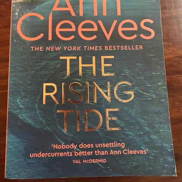 Ann Cleeves Rising Tide cover