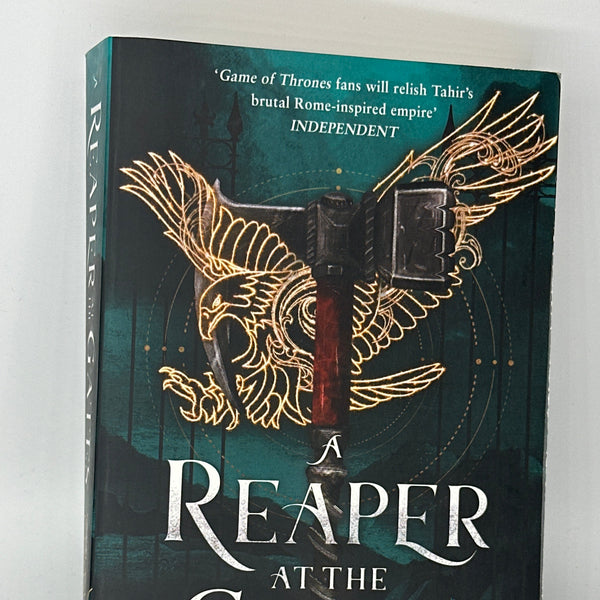 Sabaa Tahir A Reaper at the Gates (Ember Quartet, Book 3) ACTUAL FRONT cover used books