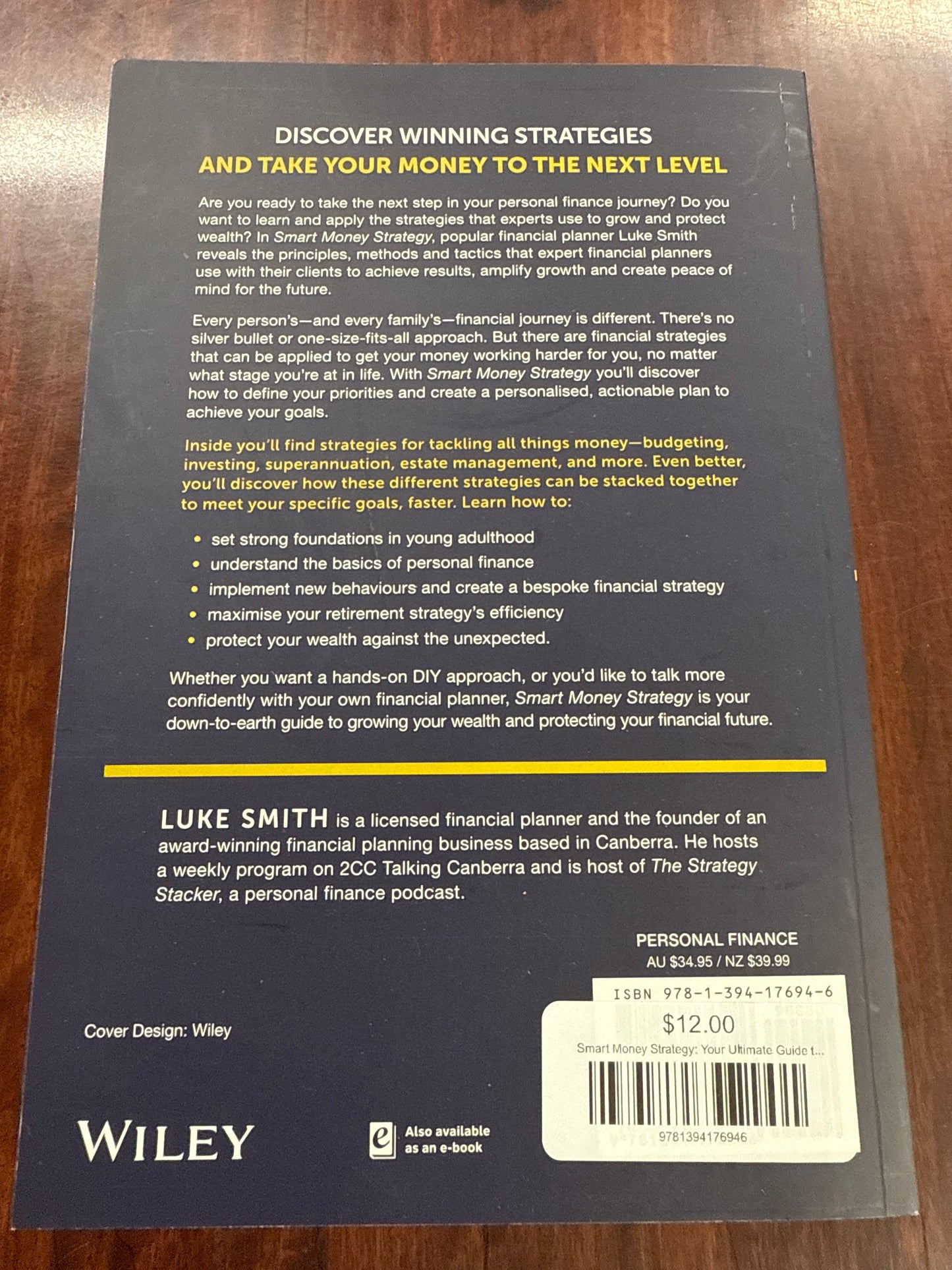 Luke Smith Smart Money Strategy back cover