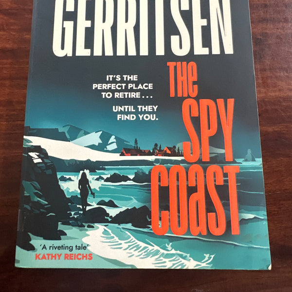 Tess Gerritsen Spy Coast front cover