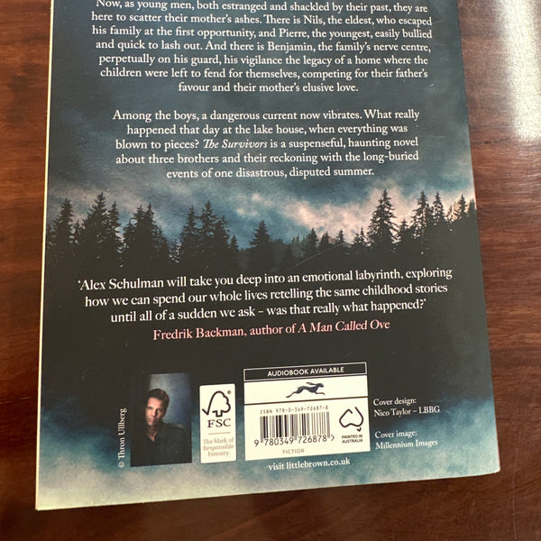 Book cover of 'The Survivors' by Alex Schulman back cover