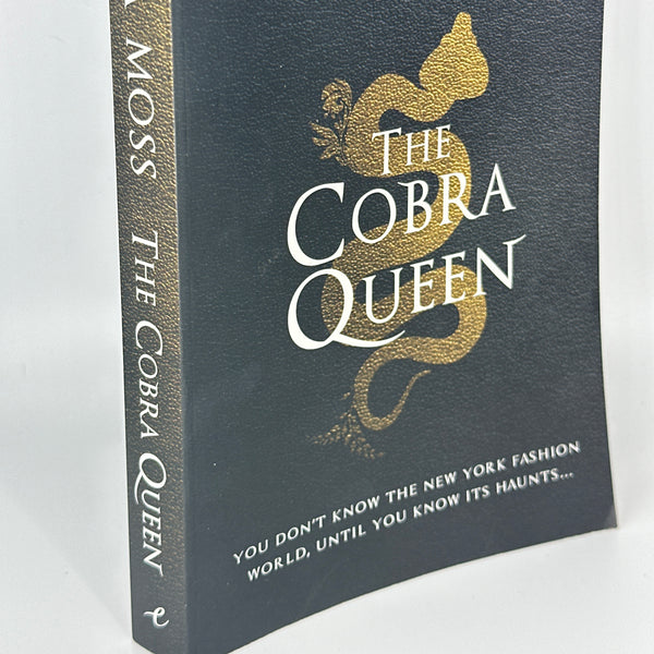 Tara Moss The Cobra Queen (4) (Pandora English, 4) actual spine used books