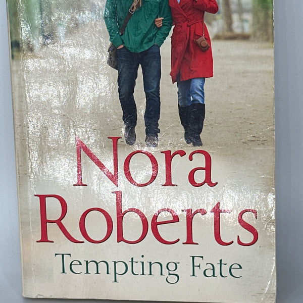 Nora Roberts Tempting Fate (The MacGregors #2) front cover used books