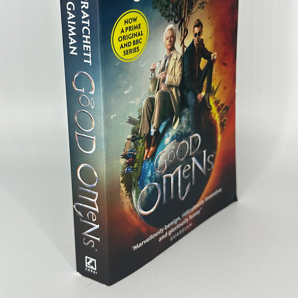Terry Pratchett & Neil Gaiman Good Omens actual spine used books