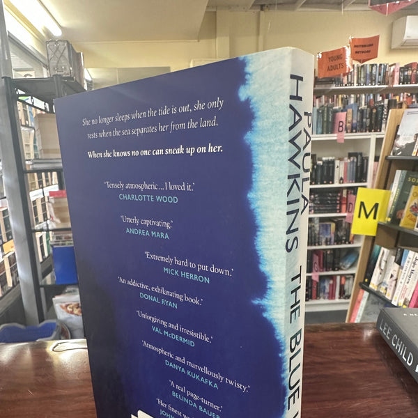 Paula Hawkins The Blue Hour back cover