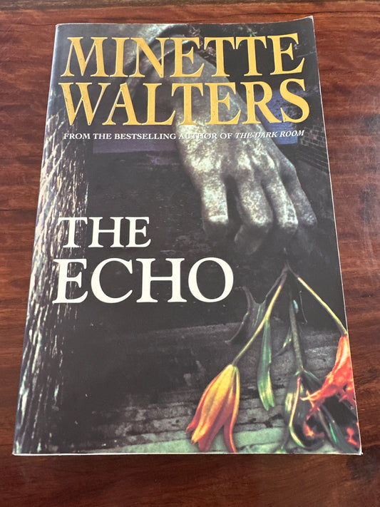 Minette Walters The Echo front cover