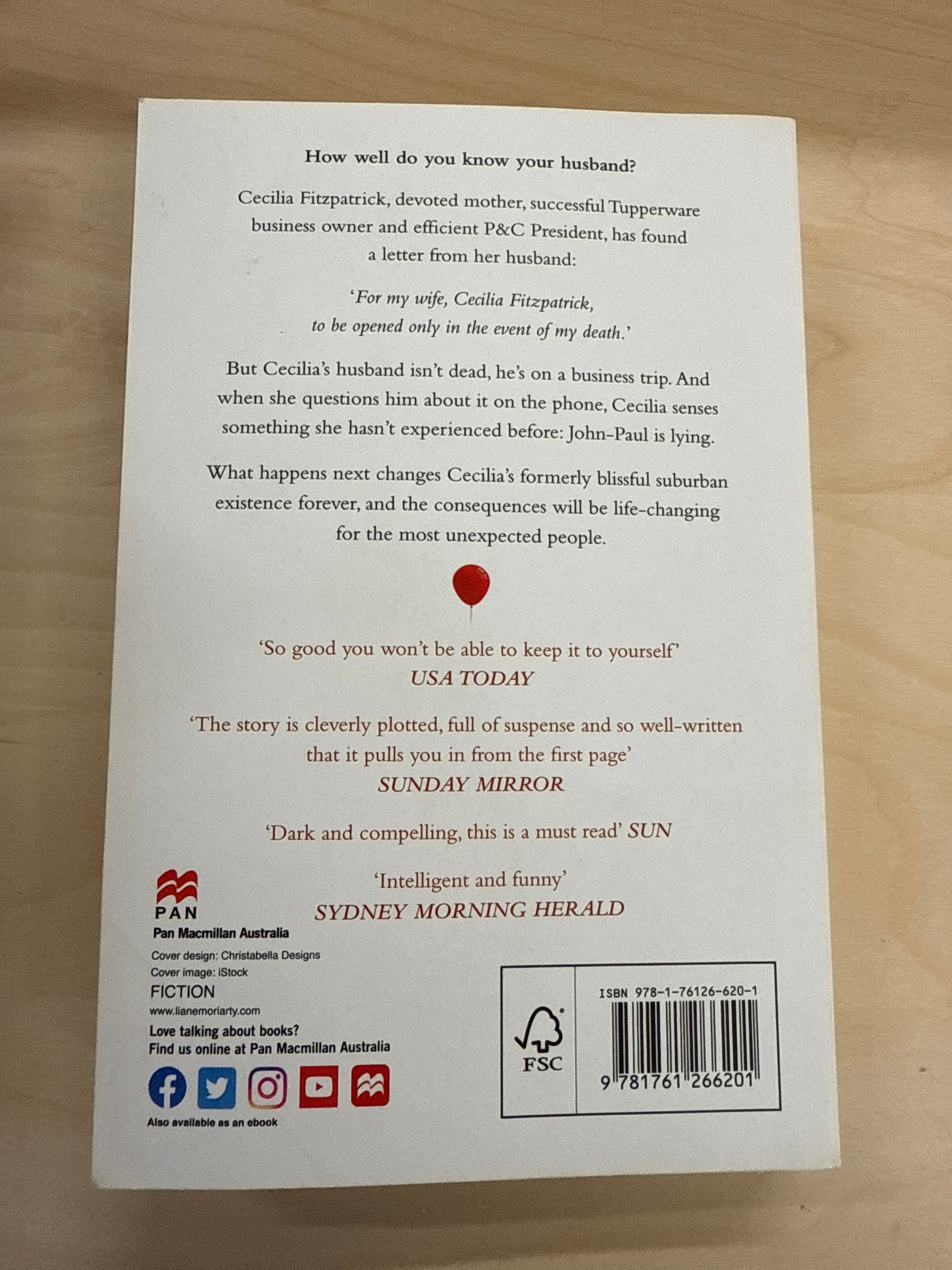 Liane Moriarty The Husband's Secret back cover