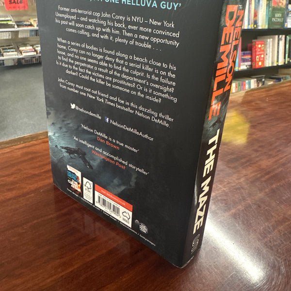Nelson Demille The Maze back cover
