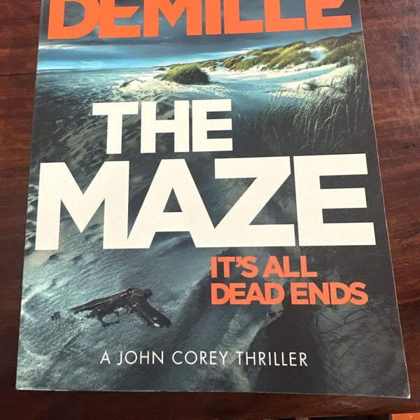 Nelson Demille The Maze front cover