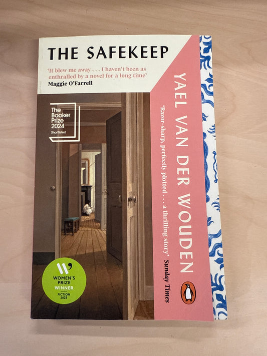 The Safekeep by Yael van der Wouden back cover